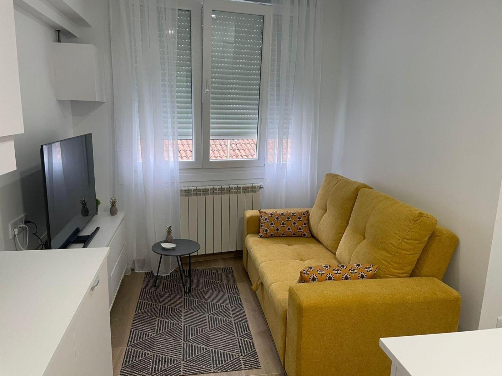 Lorenzo 1 Apartment